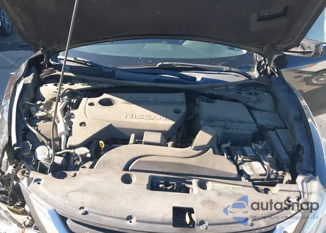 2017 Nissan Altima 2.5 Sv z USA, uszkodzony, nr VIN 1N4AL3AP9HC143652